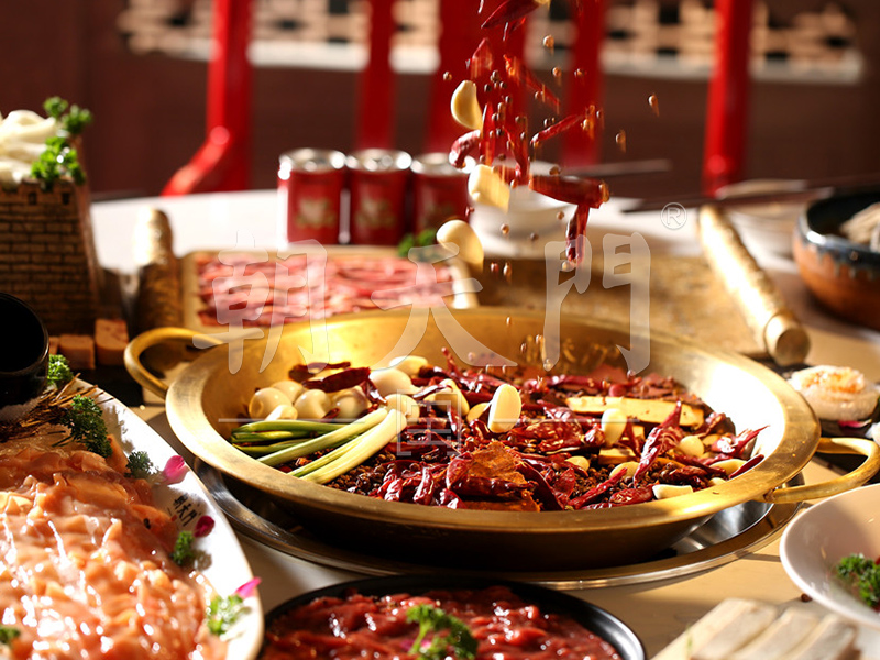 淺析老火鍋直營店與加盟店的利弊 淺析老火鍋直營店與加盟店的利弊