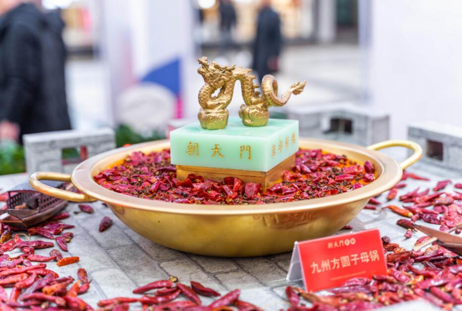 250萬(wàn)開(kāi)一家什么樣的火鍋店比較好？