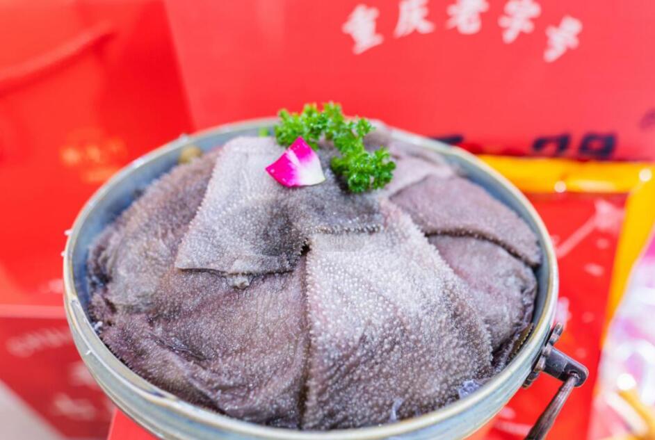 四川火鍋中有哪些其貌不揚，味道卻驚艷四座的菜？