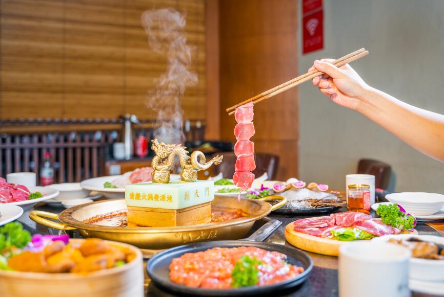 潮州開火鍋加盟店，前期如何宣傳造勢(shì)？