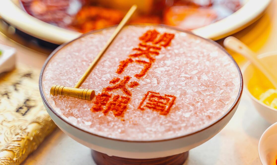 火鍋店客群分析：70%在意性價比，30%追求高品質！